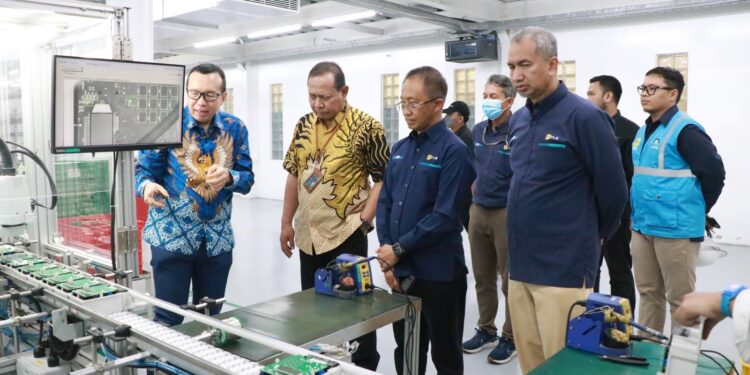 Terus Berkolaborasi dengan Mitra Kerja, Direktur Distribusi PLN Sambangi PT Smart Meter Indonesia