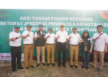 Dukungan Kelestarian Lingkungan, PLN Bersama Kementerian LHK dan Pemerintah Kota Tangerang Lakukan Aksi Tanam Pohon Bersama
