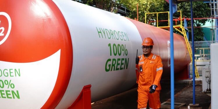 Produksi Green Hydrogen PLN Disambut Positif BRIN Hingga Pelaku Industri Otomotif