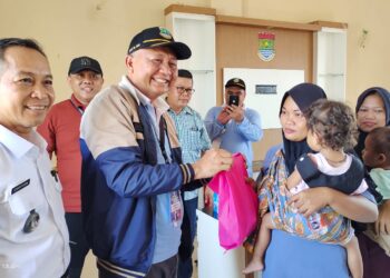 Peserta PKN II BPSDM Provinsi Banten Salurkan Bantuan Penanganan Stunting