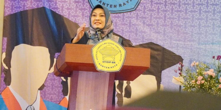 103 Mahasiswa Stisip Banten Raya Diwisuda, Bupati Irna: Jadilah Pemimpin Inovatif