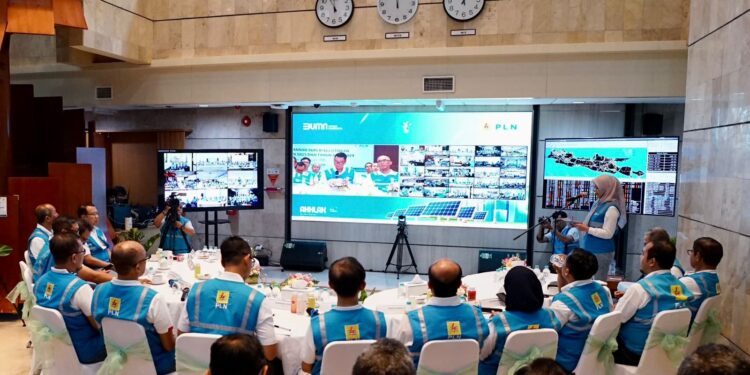 Terus Monitor Beban Kelistrikan, PLN Berhasil Amankan Suplai Listrik Andal di Malam Tahun Baru 2024