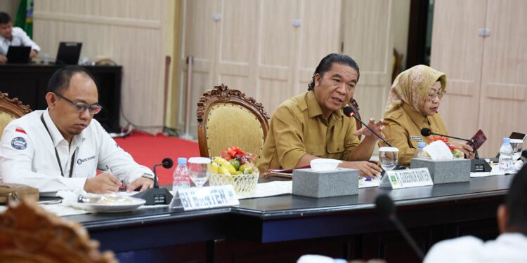 Pj Gubernur Al Muktabar Fokuskan Pengendalian Pada Komoditas Penyebab Inflasi