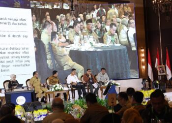 Hadapi Puasa dan Idul Fitri 2024, Berikut Langkah Pj Gubernur Al Muktabar Jaga Ketersediaan Kebutuhan Pokok