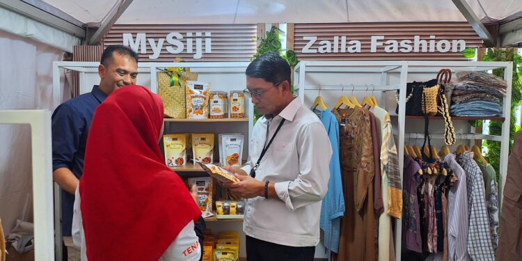 Ikut Ramaikan Bazar Kementerian ESDM 2024, UMKM Binaan PLN Banten Laris Manis