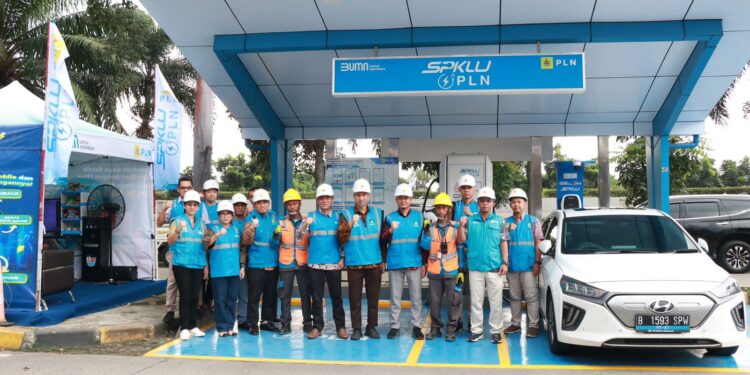 Mudik Lebaran dengan Mobil Listrik, Makin Nyaman dengan Fitur Siaga Lebaran SPKLU Aplikasi PLN Mobile