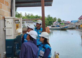 Kiprah Srikandi PLN yang Hadirkan Listrik Hingga Ujung Nusantara