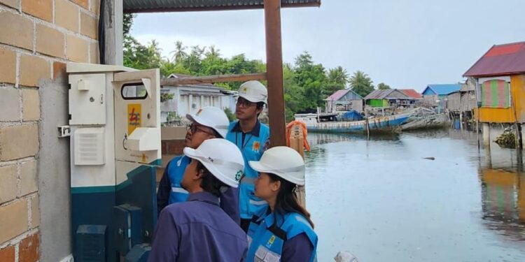 Kiprah Srikandi PLN yang Hadirkan Listrik Hingga Ujung Nusantara
