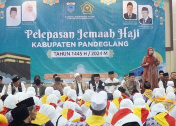 Ratusan Calon Jemaah Haji Asal Pandeglang Diberangkatkan ke Tanah Suci