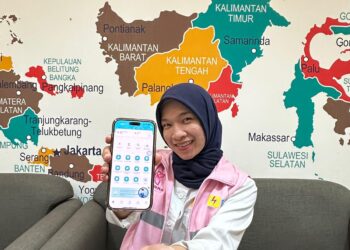 Srikandi PLN Ajak Catat Meter Mandiri Penggunaan Listrik Lewat PLN Mobile