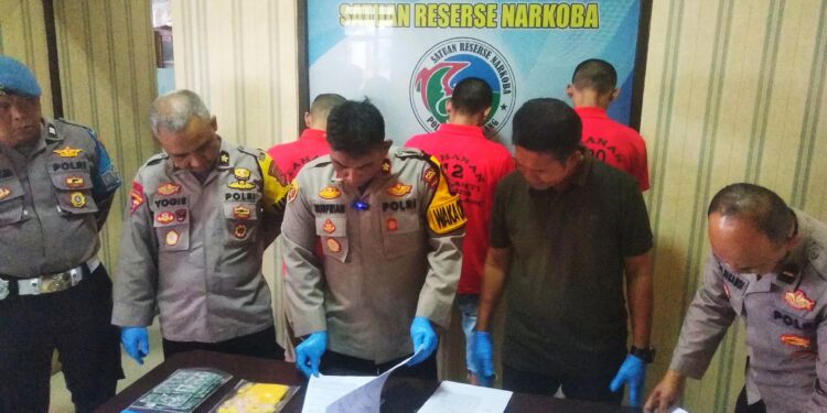 Beli Lewat Online, Pengedar Hexymer dan Tramadol di Pandeglang Dibekuk Polisi