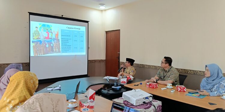 Disdukcapil Bandung Belajar Kembangkan Layanan Adminduk Melalui Aplikasi Serang Tatu