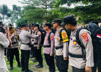 Kapolres Serang Cek Kesiapan Perlengkapan Personel Pengamanan TPS Jelang Pemilu