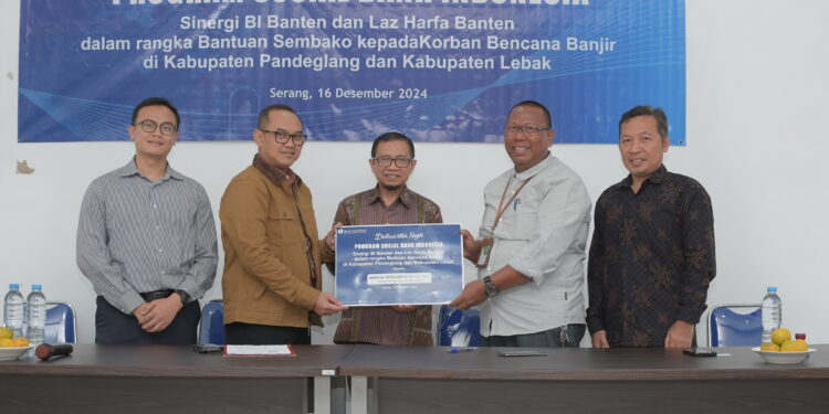 BI Banten Salurkan 1.500 Paket Sembako untuk Korban Banjir di Pandeglang dan Lebak