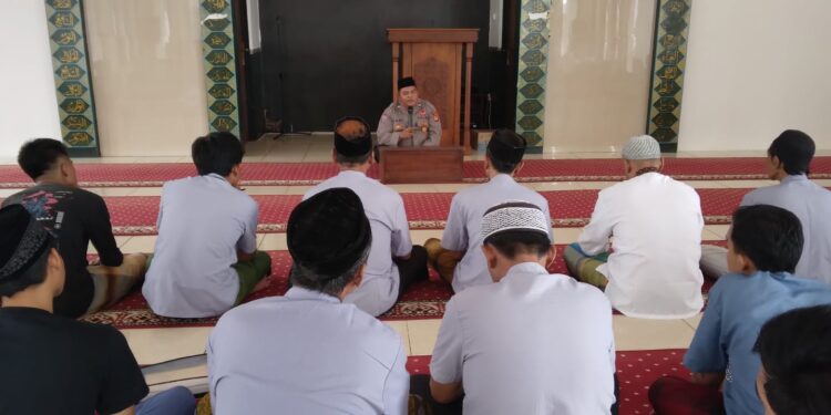 Bina Mental dan Akhlak Ratusan Warga Binaan, Dengan Siraman Rohani