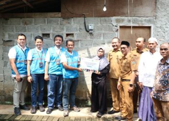 Kado HLN ke-80, PLN UID Banten Nyalakan Harapan Warga Kampung Kacipet