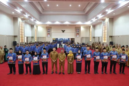 Penyerahan SK dilaksanakan secara simbolis di Pendopo Gubernur, Kawasan Pusat Pemerintahan Provinsi Banten (KP3B), Curug, Kota Serang, dan secara daring di instansi masing-masing pada Senin (15/12/2025).